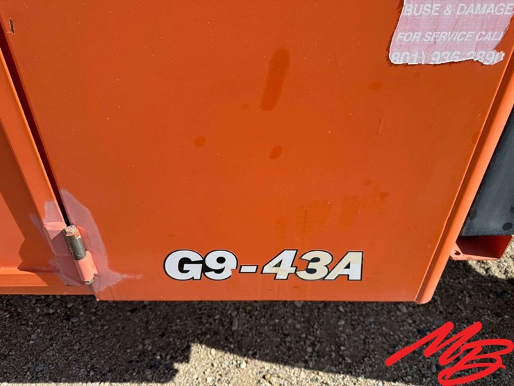 2008-jlg-g9-43a-image-10