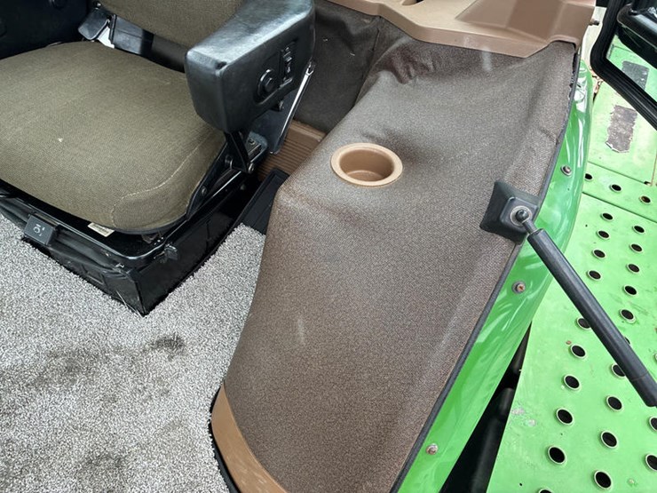 1998-john-deere-4700-image-58