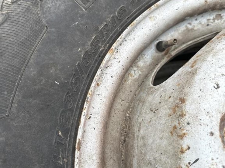 #30-•-(6)-f450-10-lug-rims-lt235/85r16-image-8