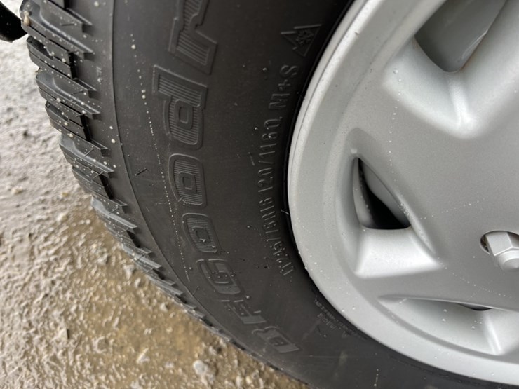 2008-ford-e350-image-17