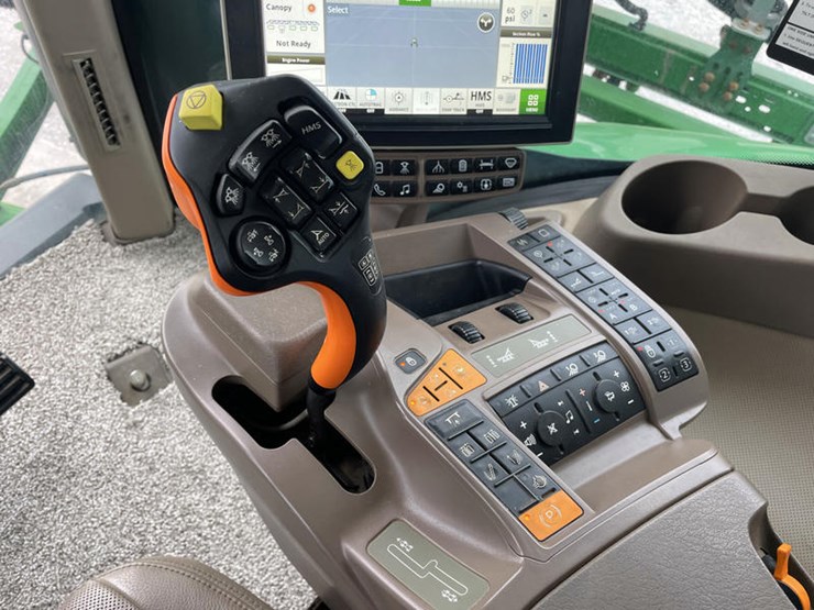 2018-john-deere-r4045-image-76