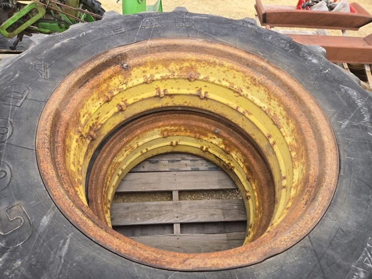 john-deere-34-image-2