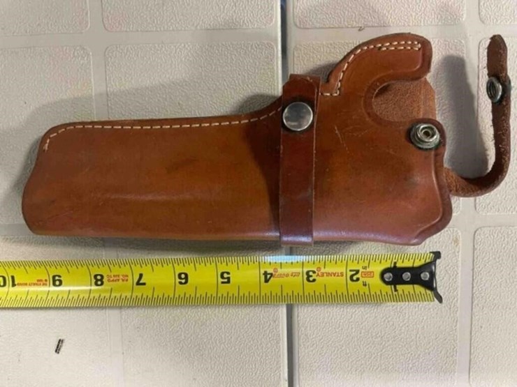 box-of-misc.-holsters-image-17