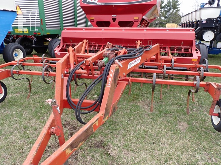 case-ih-5100-image-3