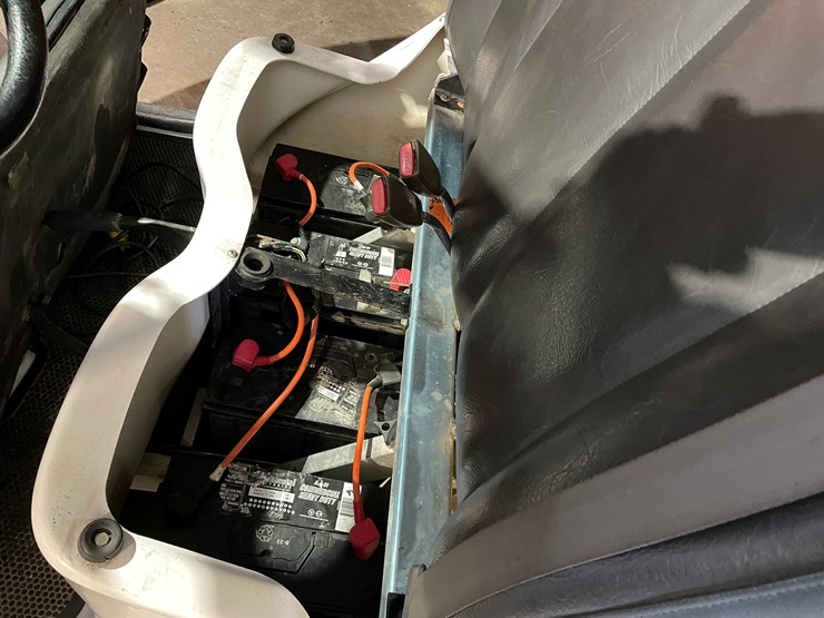 #1026-•-2003-gem-e825-electric-golf-cart-(independence,-wi)-image-22