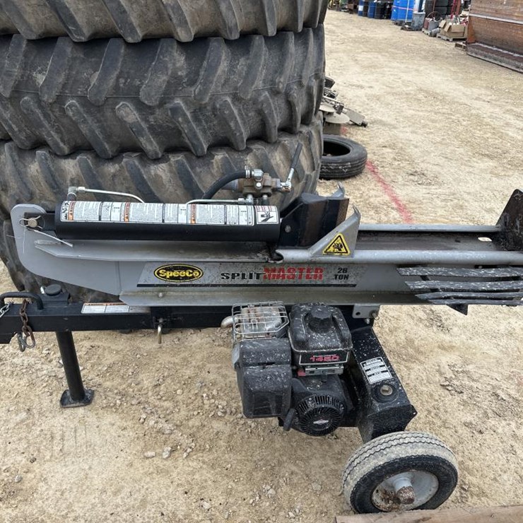 #57 • SPEEDCO 28 TON PORTABLE LOG SPLITTER