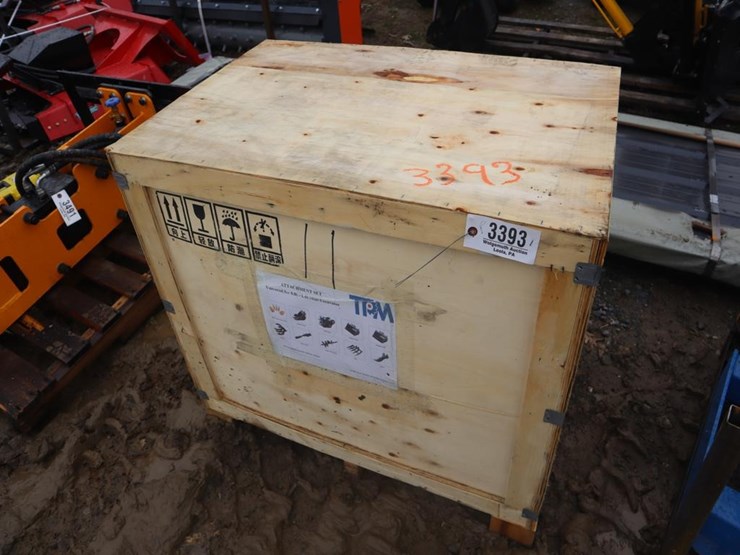 tpm-crate-of-mini-excavator-attach.-image-2