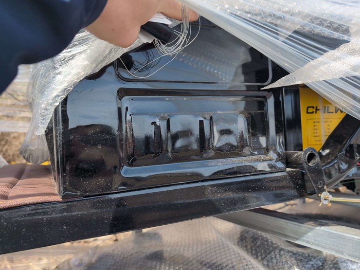 (1)-iret13-110v---3-wheeled-electric-utility-vehicle---unassembled-black-image-3