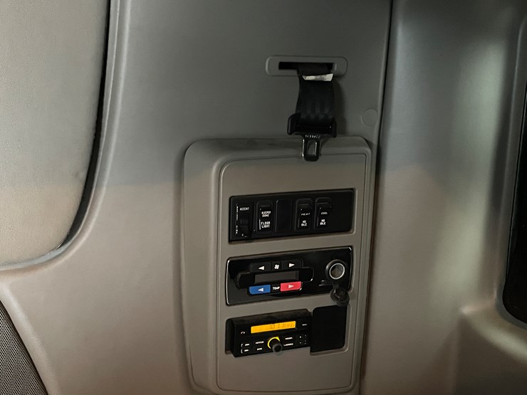 2016-international-prostar-image-39