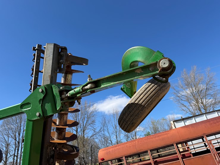 john-deere-2623vt-image-20