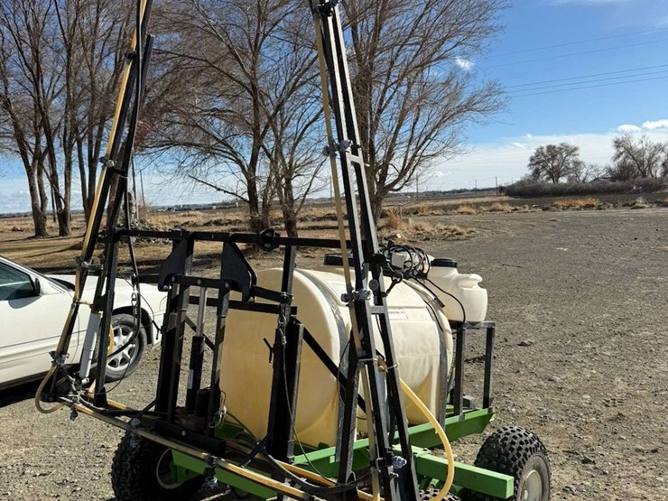 spray-meister-pull-type-sprayer-w/-110-gallon-tank-and-22'w-booms-image-3