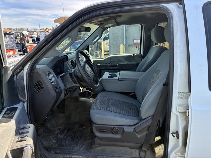 2012-ford-f350-image-12