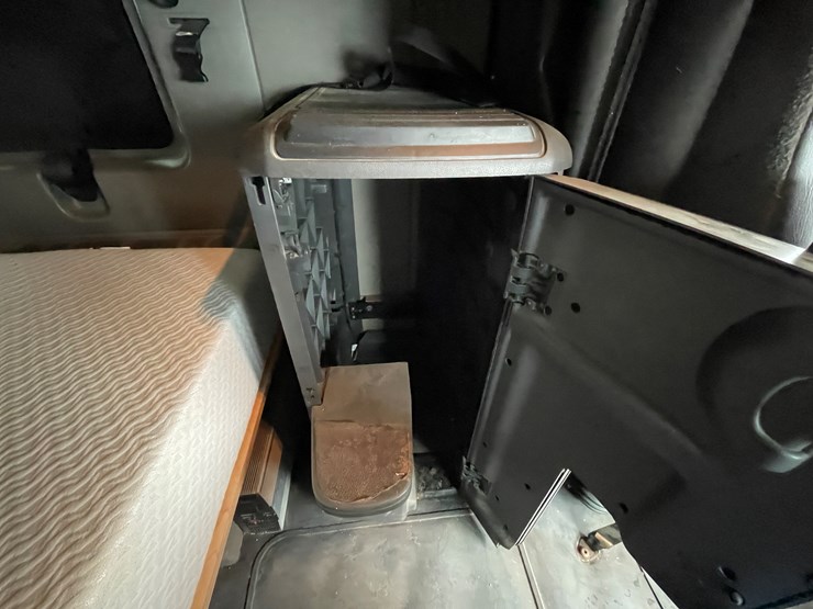 2016-international-prostar-image-37