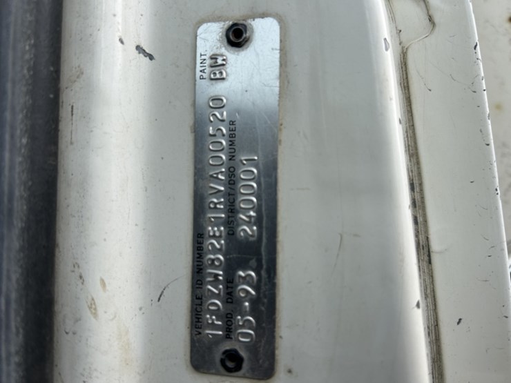 1994-ford-l8000-image-19