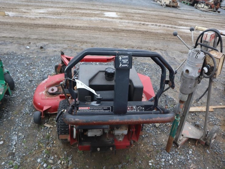 toro-walk-behind-mower-image-6