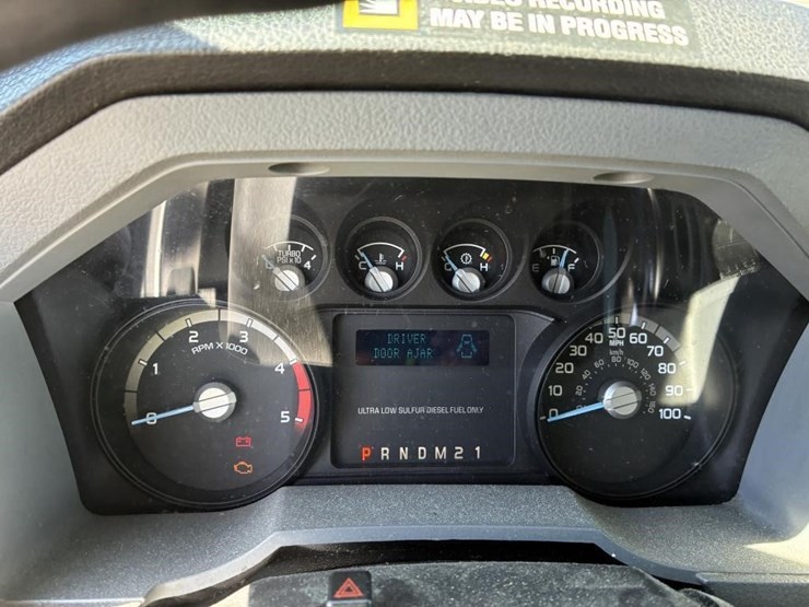 2016-ford-f550-sd-image-14