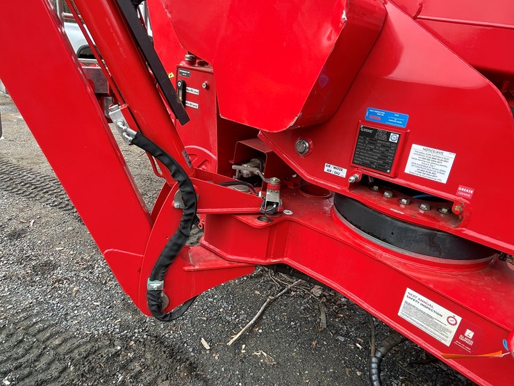 #1000-•-2024-cmc-90hd+-lift-(fall-creek,-wi)-image-44