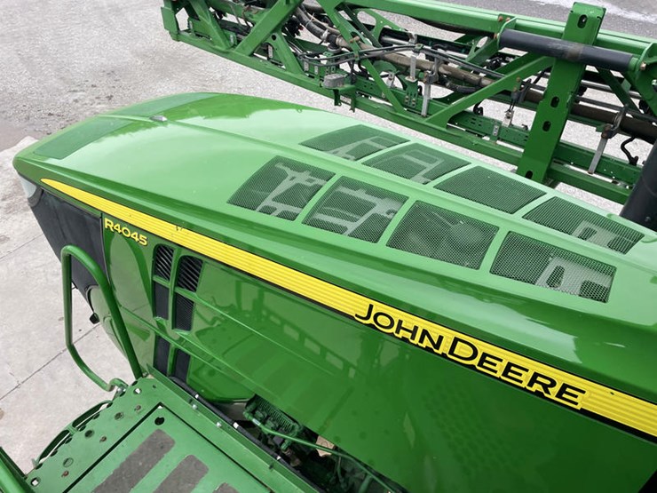 2018-john-deere-r4045-image-62