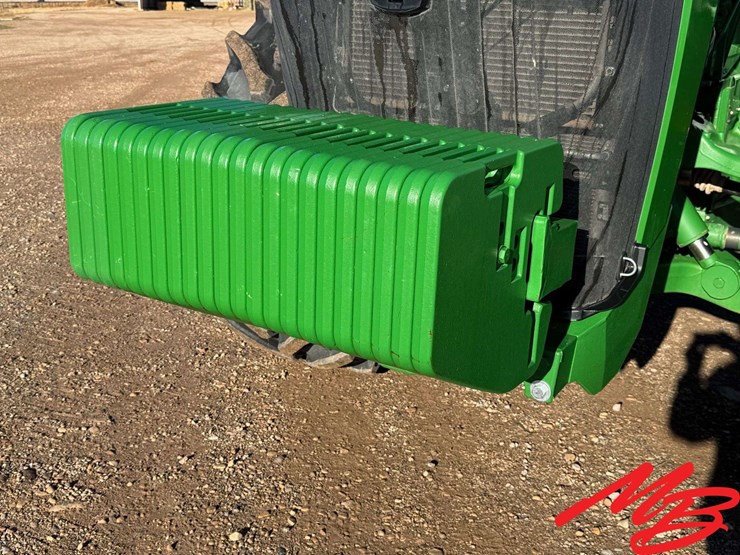 2020-john-deere-8r-250-image-11