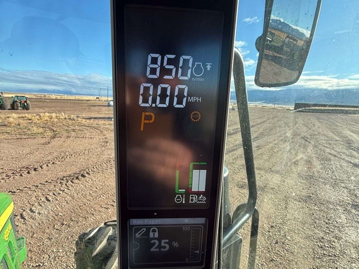 2020-john-deere-6120m-image-17