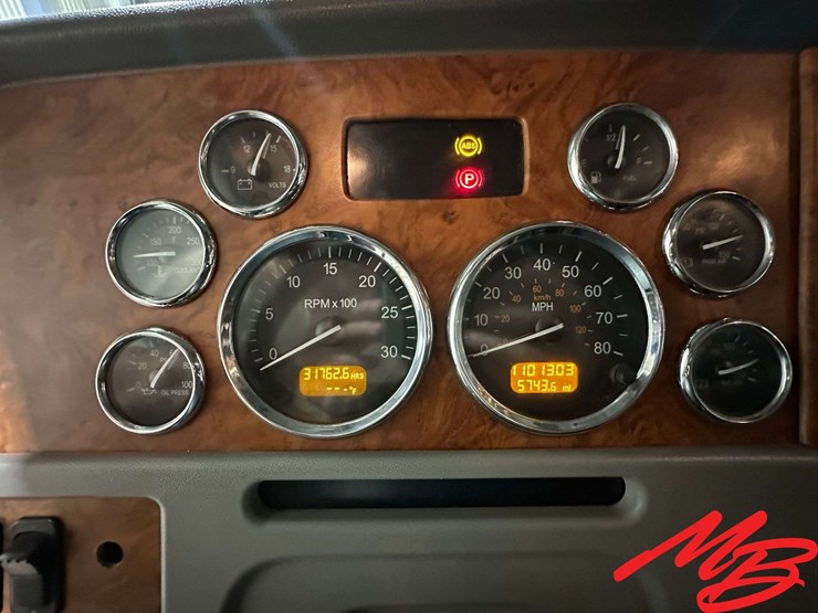 2007-peterbilt-379-image-74