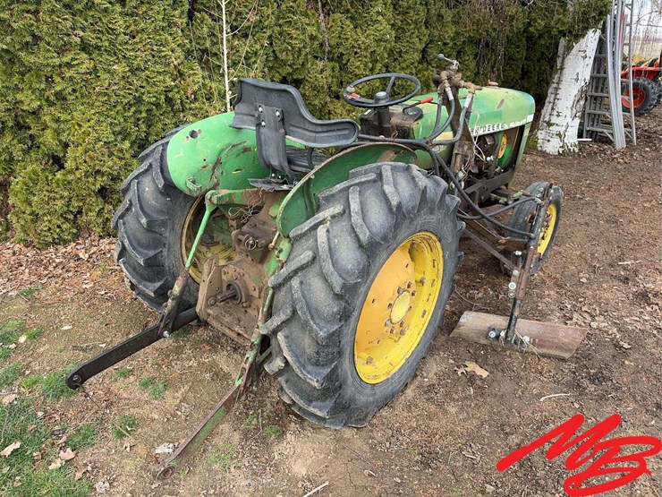 john-deere-2240-image-3