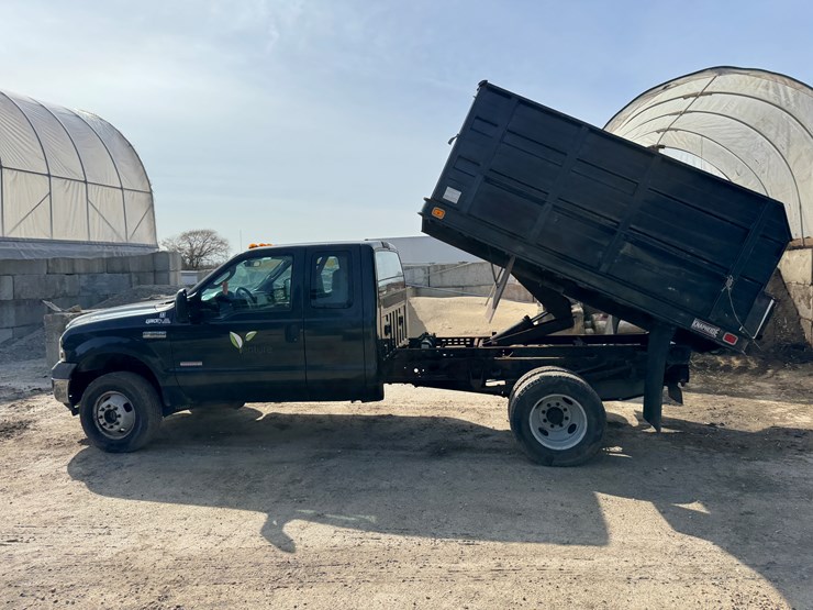 2005-ford-f350-xl-image-10