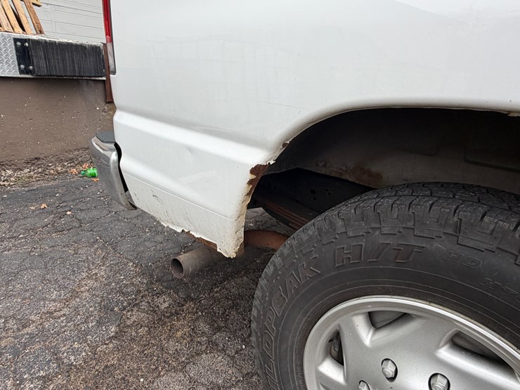 #1020-•-2014-ford-econoline-service-van-(eau-claire,-wi)-(has-wi-title)-image-23