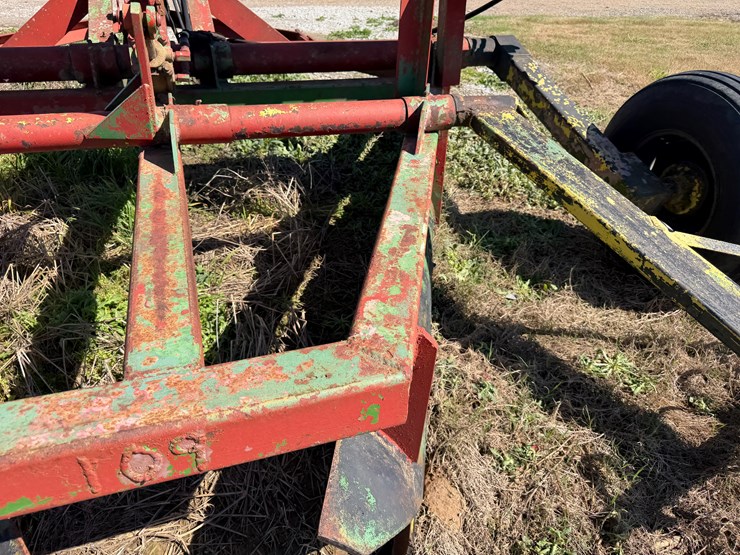 #42473-•-levee-squeeze-w/seeder-109-image-14