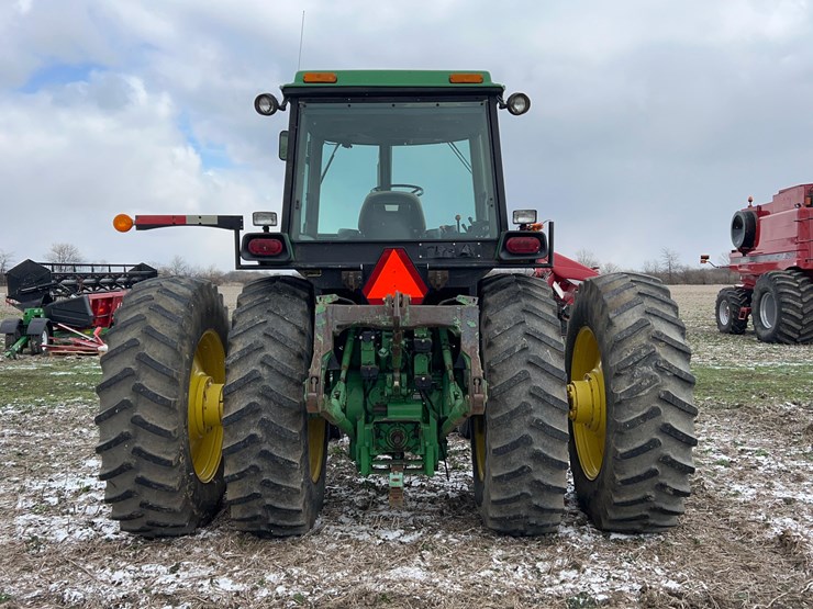 1983-john-deere-4450-image-4