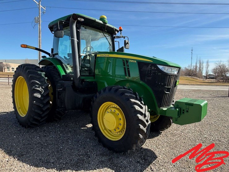 2011-john-deere-7215r-image-2