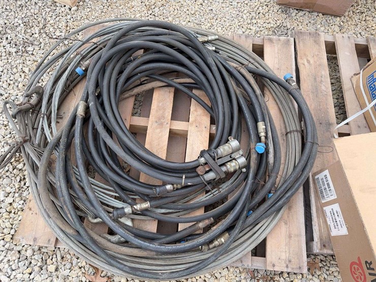 tractor-hydraulic-lines-and-lifting-cable-and-strap-image-5