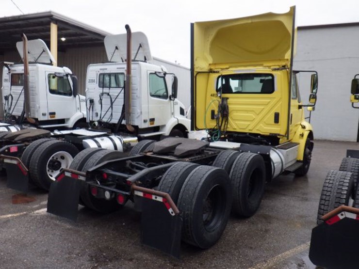 2016-international-8600-image-8