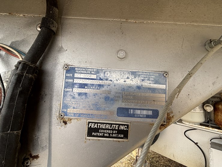 #1075-•-2005-featherlite-(4)-horse-slant-load-trailer-with-living-quarters-(nelson,-wi)-(has-wi-title)-image-22