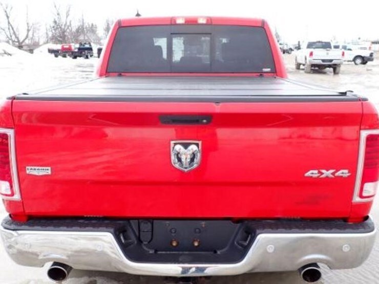 2018-ram-1500-laramie-image-31