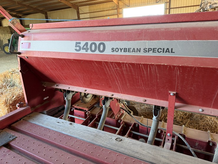 case-ih-5400-image-10