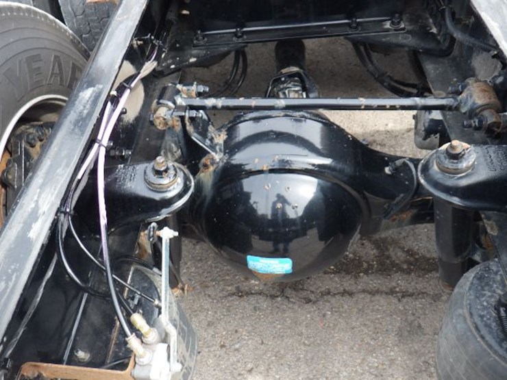 2022-kenworth-t680-image-13