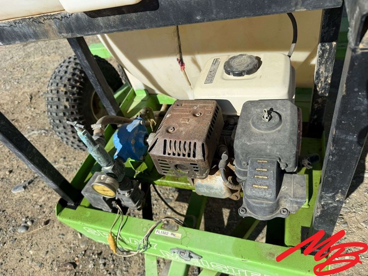 spray-meister-pull-type-sprayer-w/-110-gallon-tank-and-22'w-booms-image-5