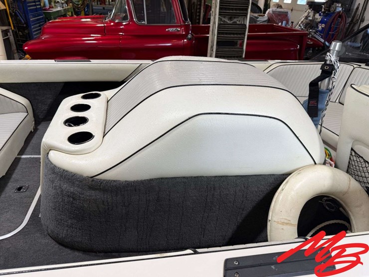 1993-chevrolet-350-image-27