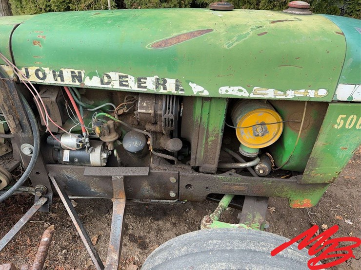 john-deere-2240-image-2