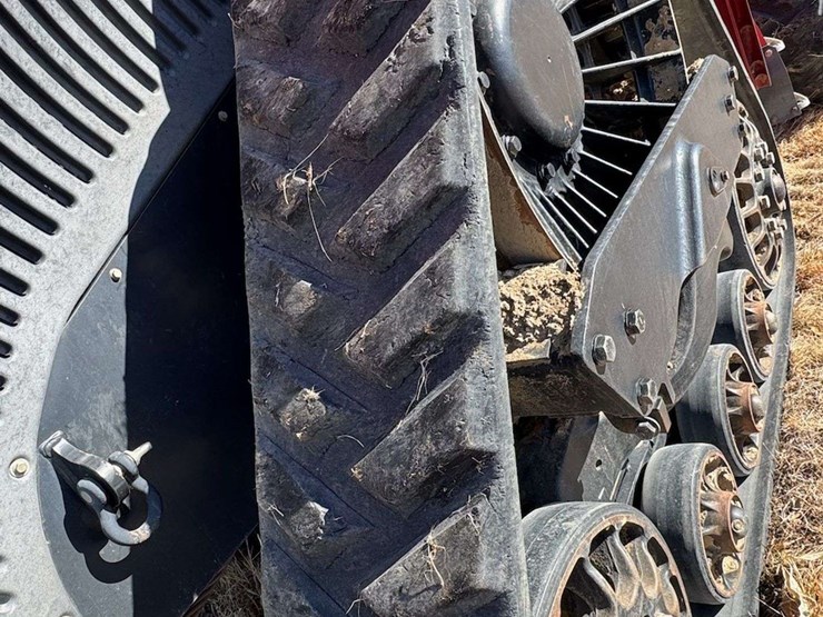 2014-case-ih-400-image-13