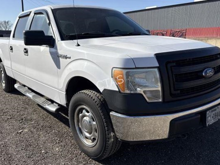 2013-ford-f150-xl-image-3