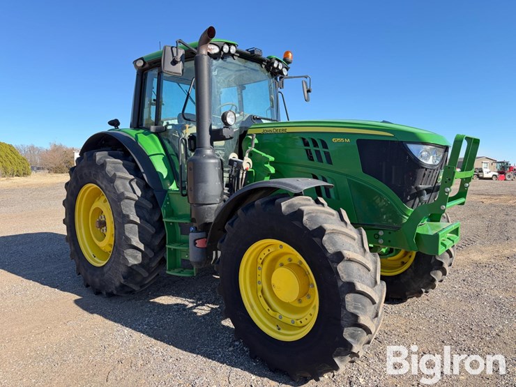2022-john-deere-6155m-image-3