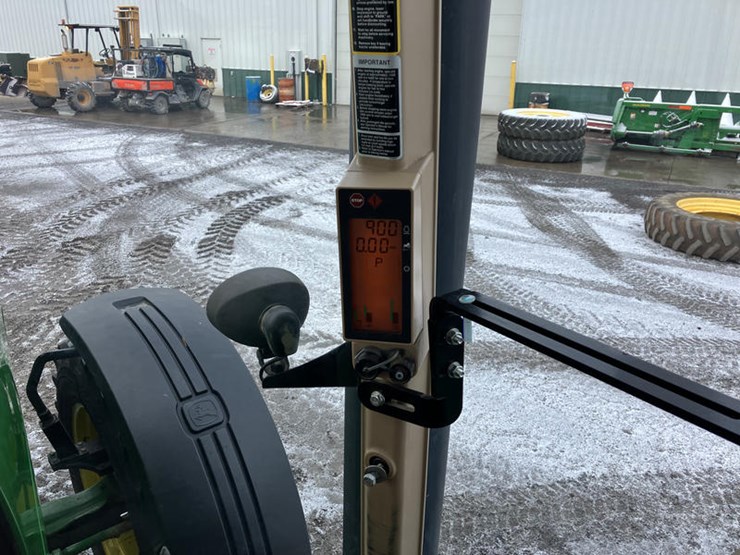 2008-john-deere-8130-image-34