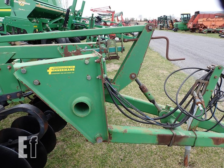 john-deere-726-image-14