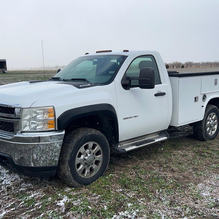 2011 CHEVROLET 3500HD