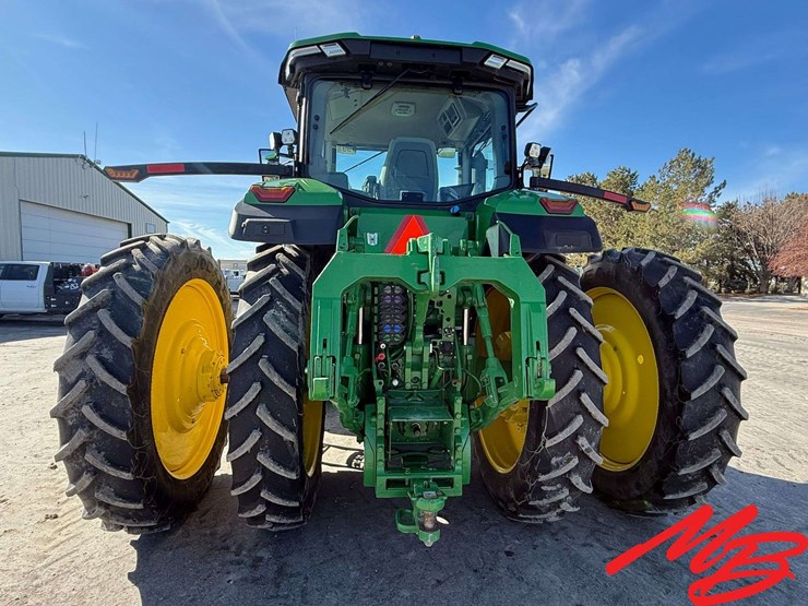 2024-john-deere-8r-310-image-3