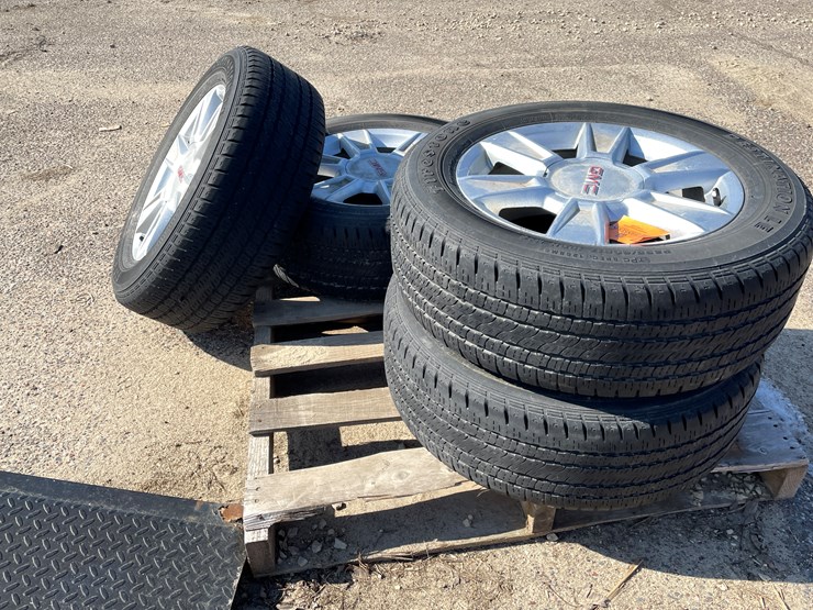 #2347-•-(4)-firestone-destination-le-tires-on-gmc-rims-image-10