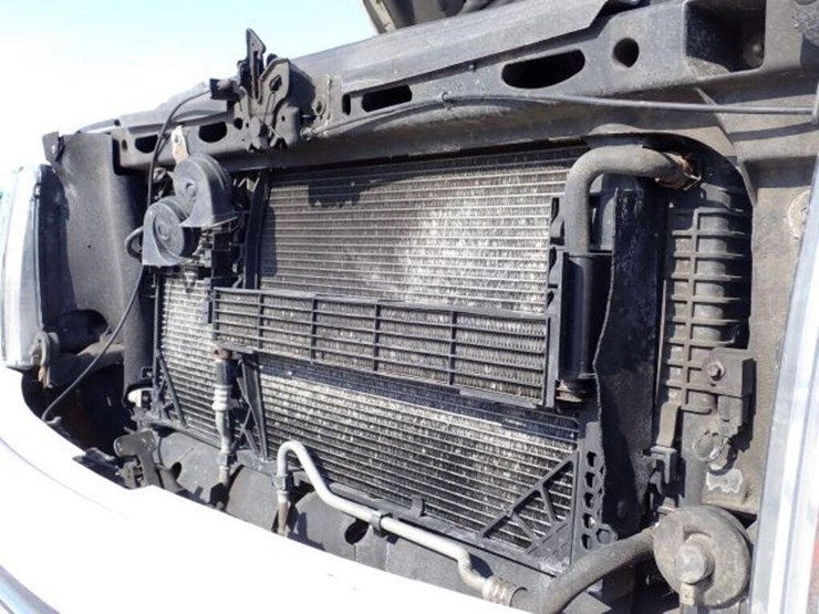 2013-ford-f150-xlt-image-56