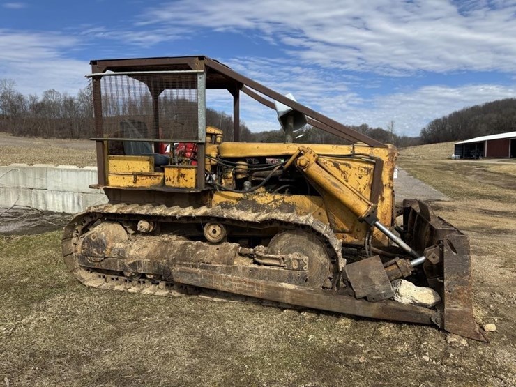 caterpillar-d6-image-4